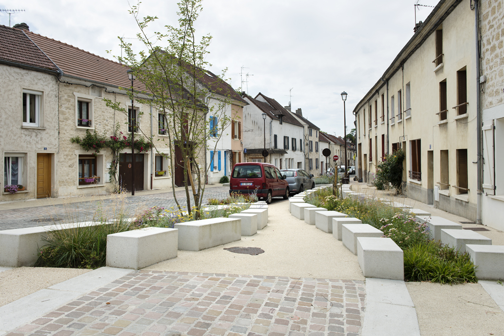 Requalification de la place de la République de ses abords - Commune d'Eragny sur Oise - 95 - Val d'Oise